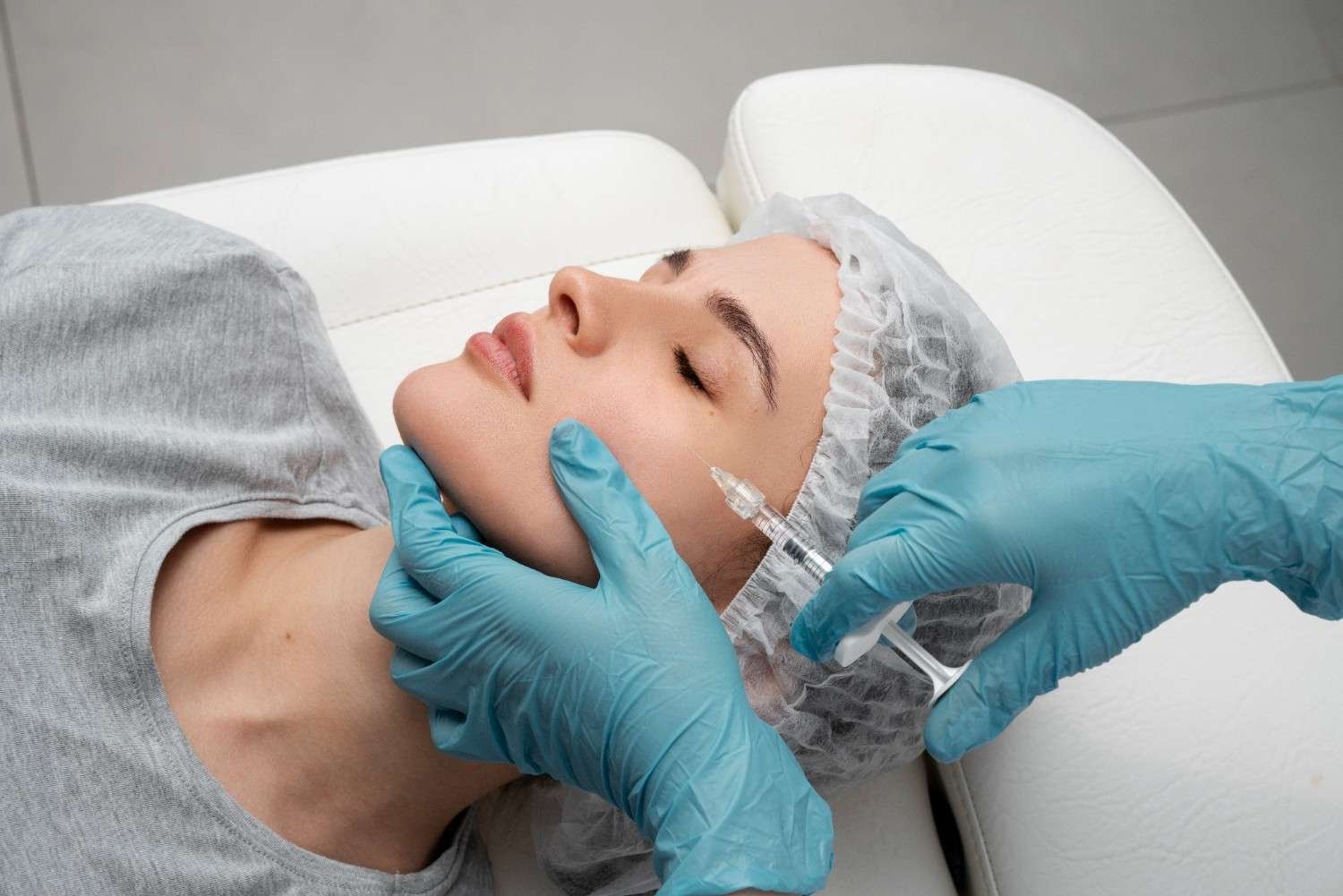 Professional and comfortable Skin Booster treatment procedure at AM Aesthetics London